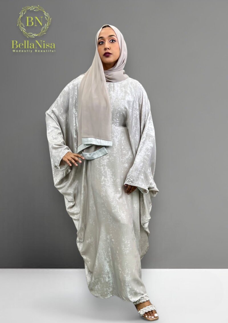 Batwing Abaya Shimmer - Image 5