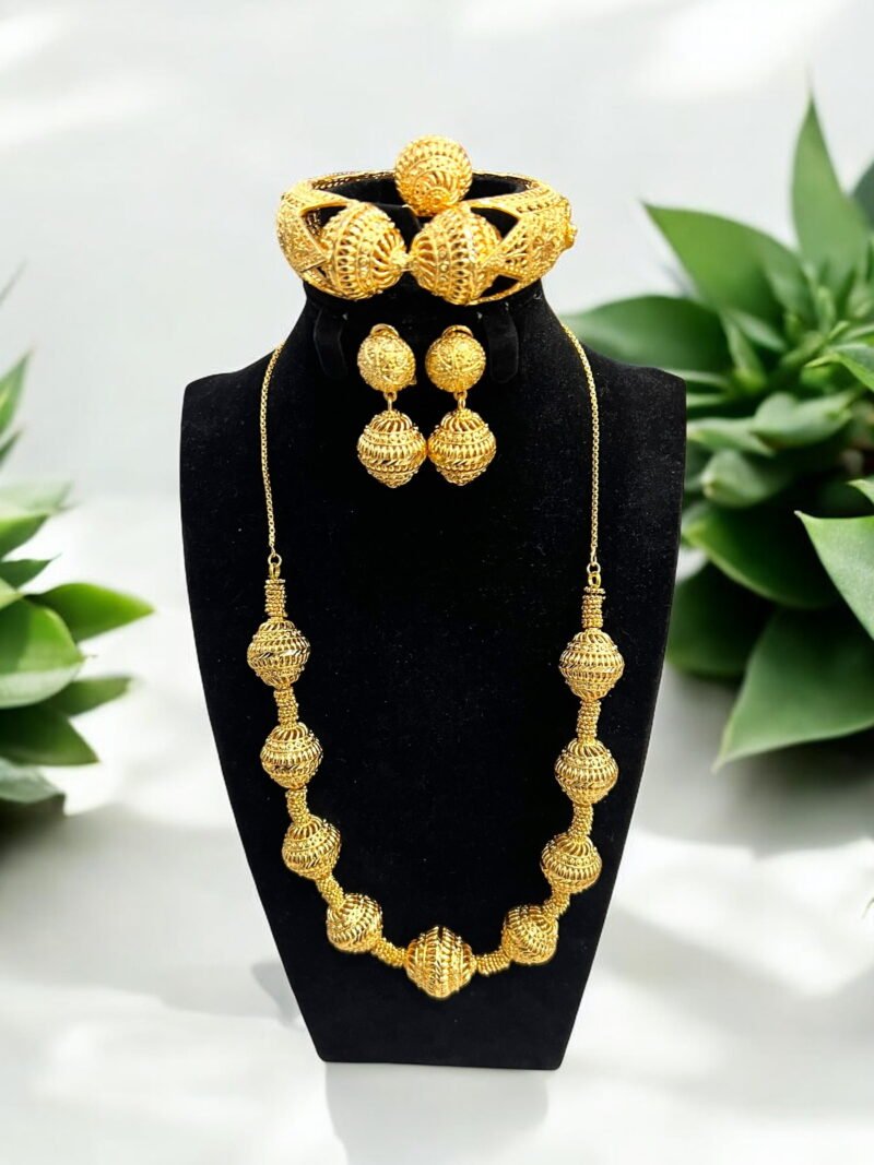 Gold Jewelry8