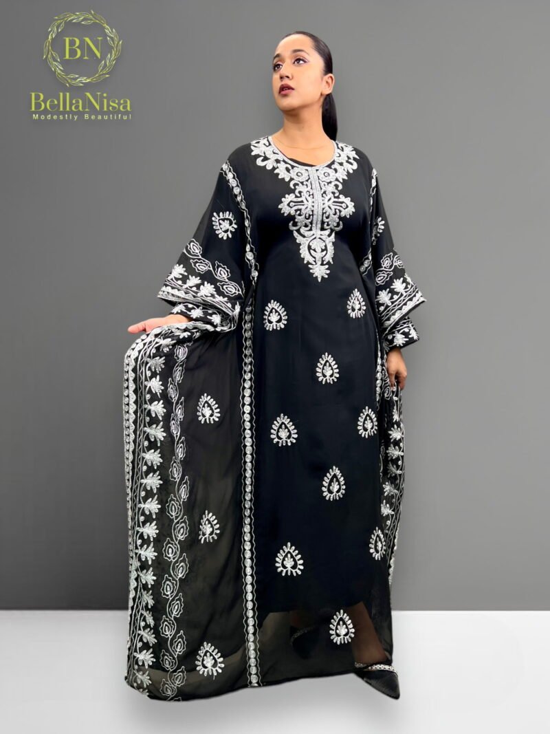 Jihan Kaftan Black