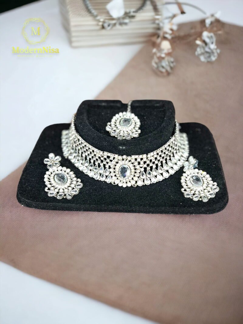 Silver Choker Necklace Set