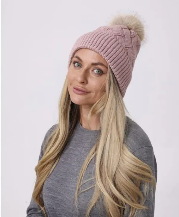 Beanie A7